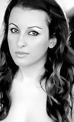 Roxana Shirazi