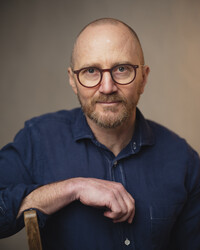 Chris Cleave