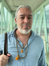Christopher L Heuertz