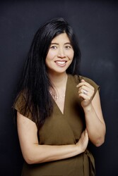 Winnie M Li