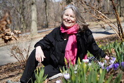 Linda Elovitz Marshall
