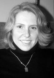 【中古】 El Beso/PUNTO DE LECTURA/Elizabeth Hickey Amazon.com: El beso: 9788496463226: Hickey, Elizabeth: Libros