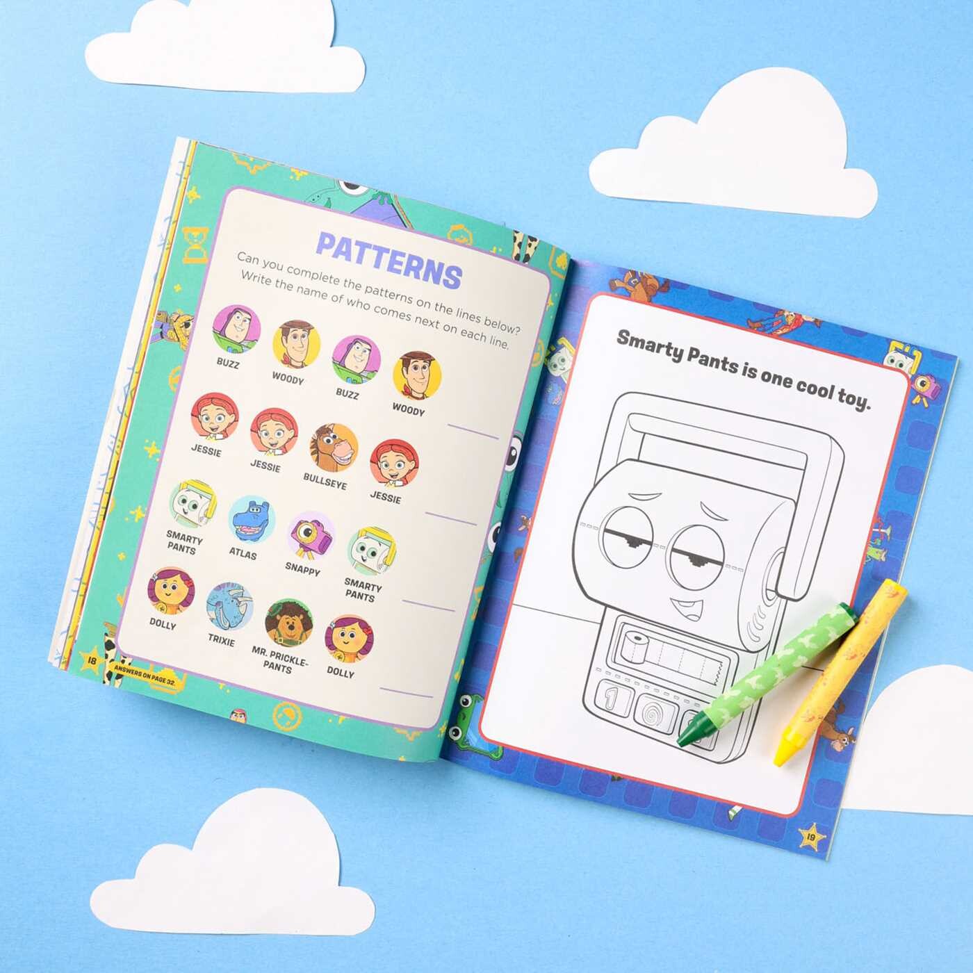 Disney Pixar: Toy Story 5 Book and Magnetic Play Set