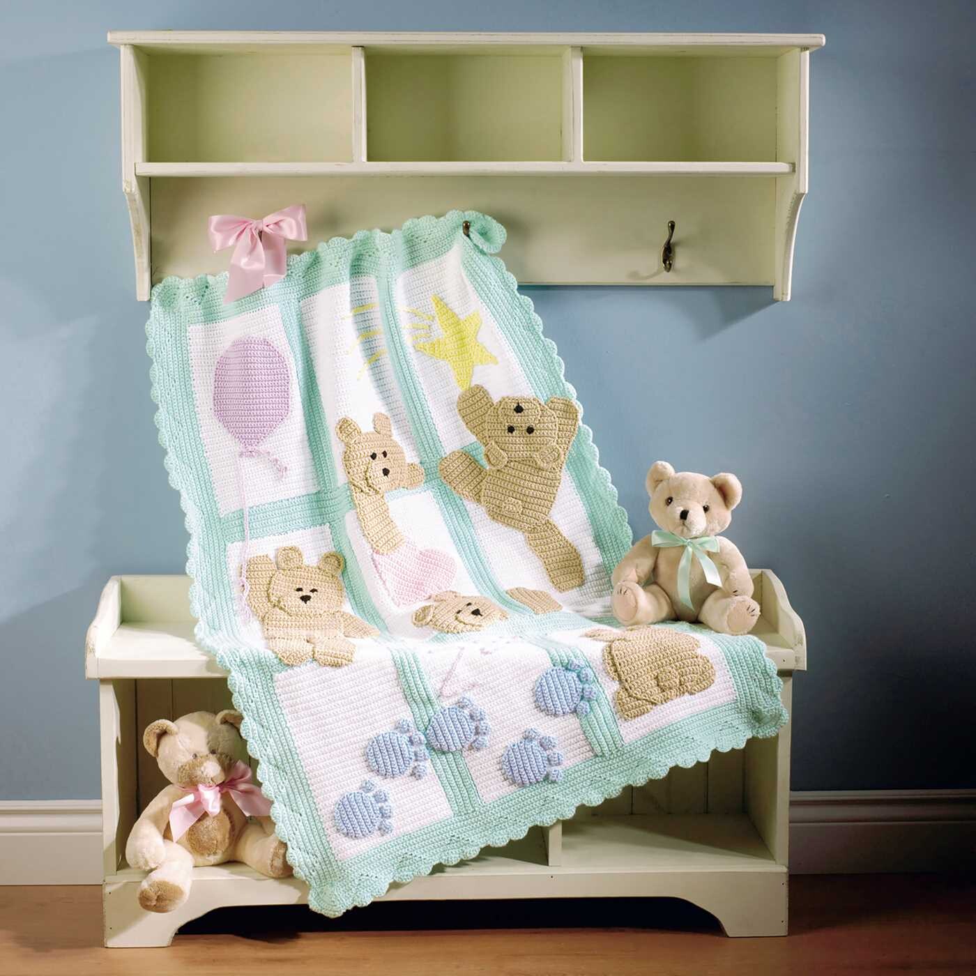 Baby Afghans— The Best of Mary Maxim; 7 Colorful and Cuddly Afghans for Your Bundle of Joy