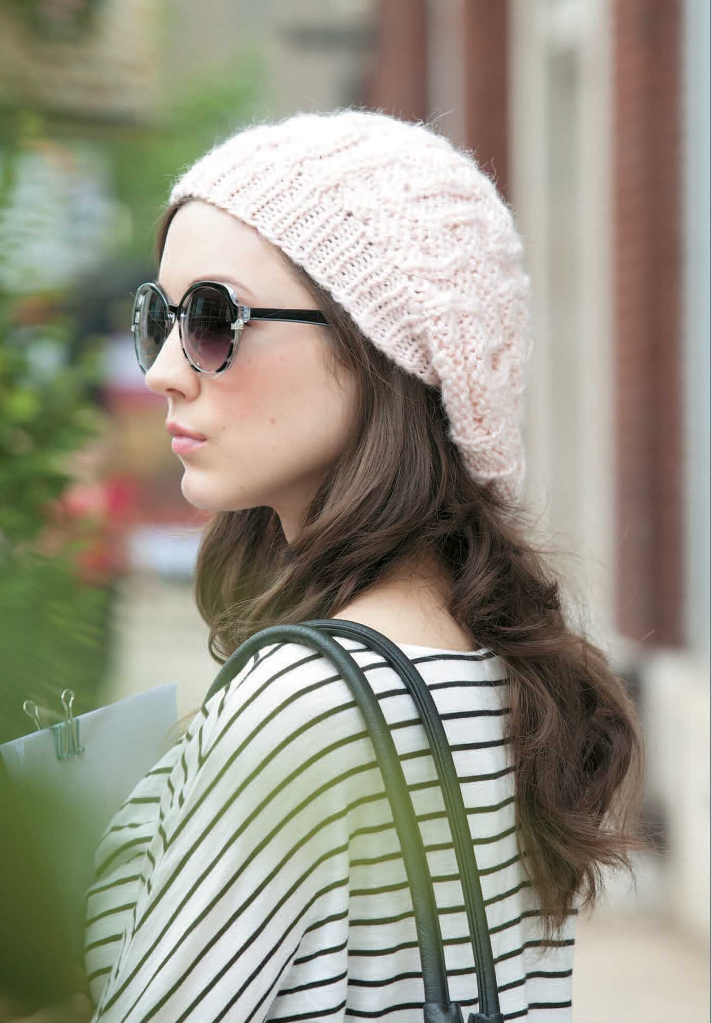 Knit Celebrity Slouchy Beanies for the Family Book 2