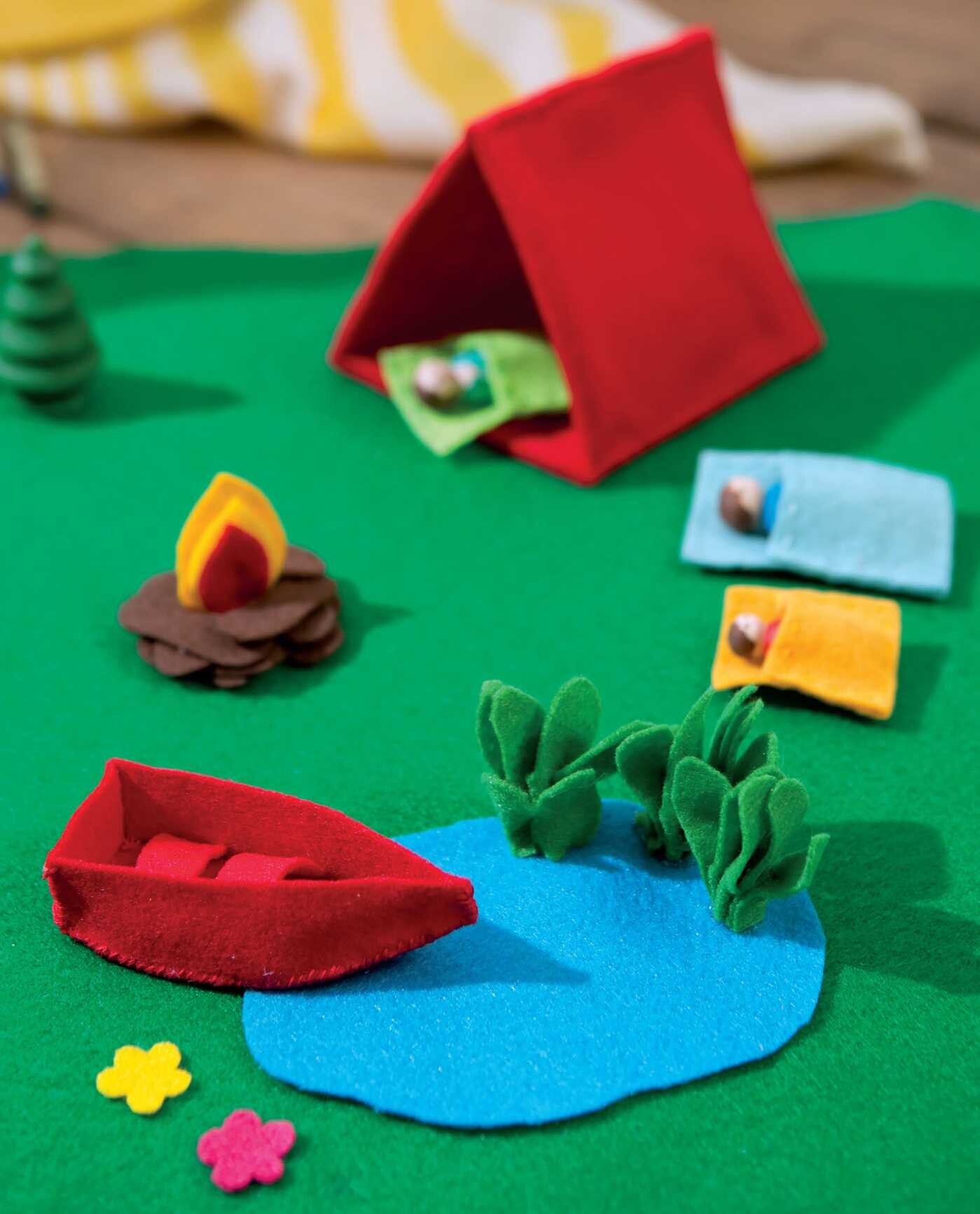 Play Mats—7 Interactive Felt Designs for Making Your Own Story
