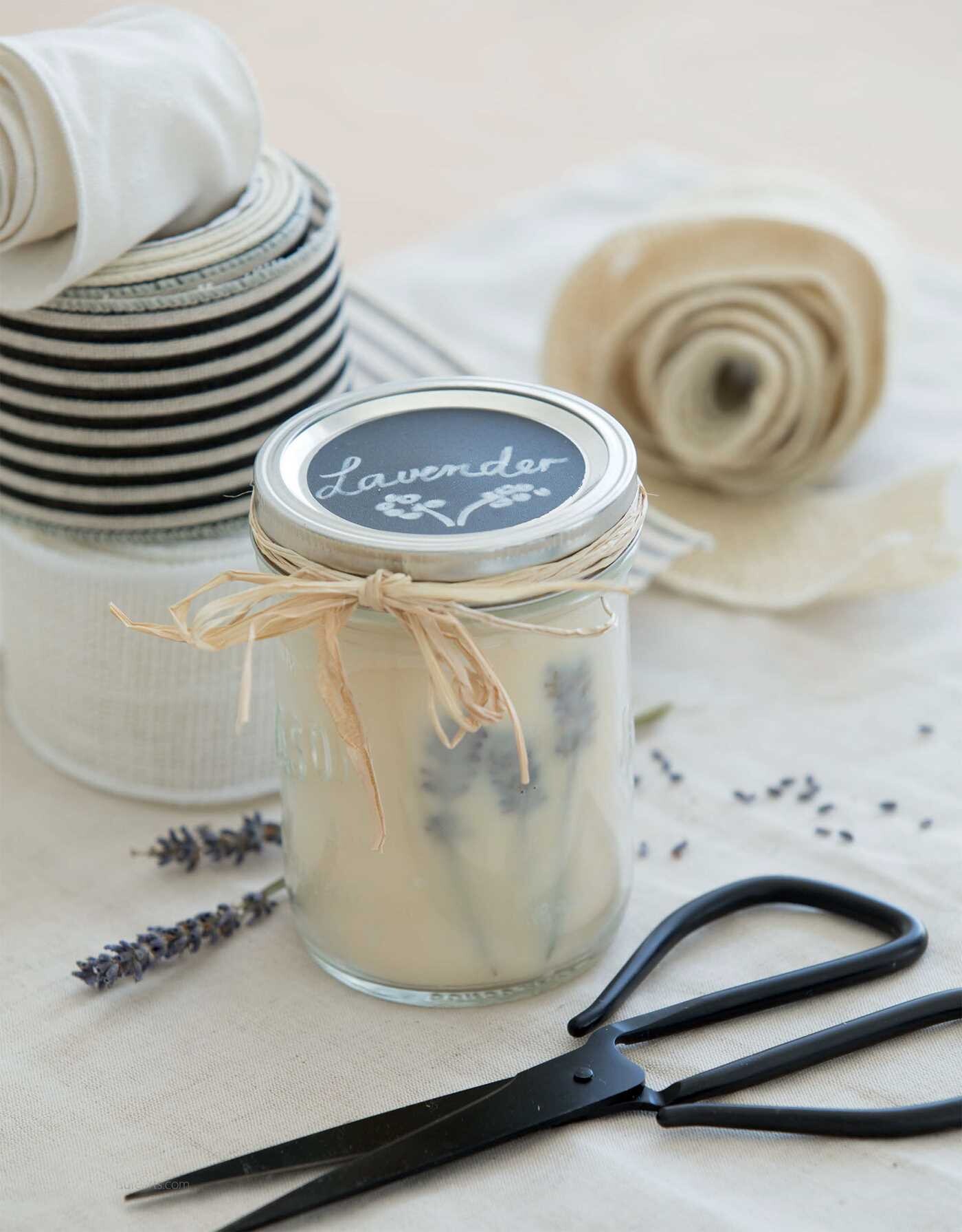 Make & Give Home Candle Making