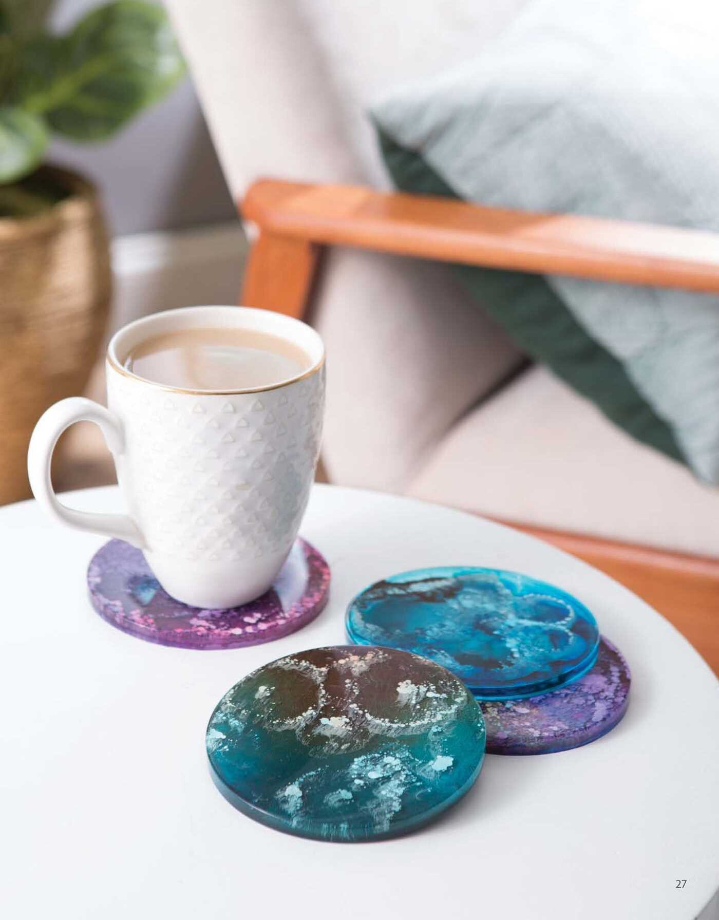 Resin Creations— 12 Step-by-Step Projects Plus Tips and Techniques for Resin Pouring