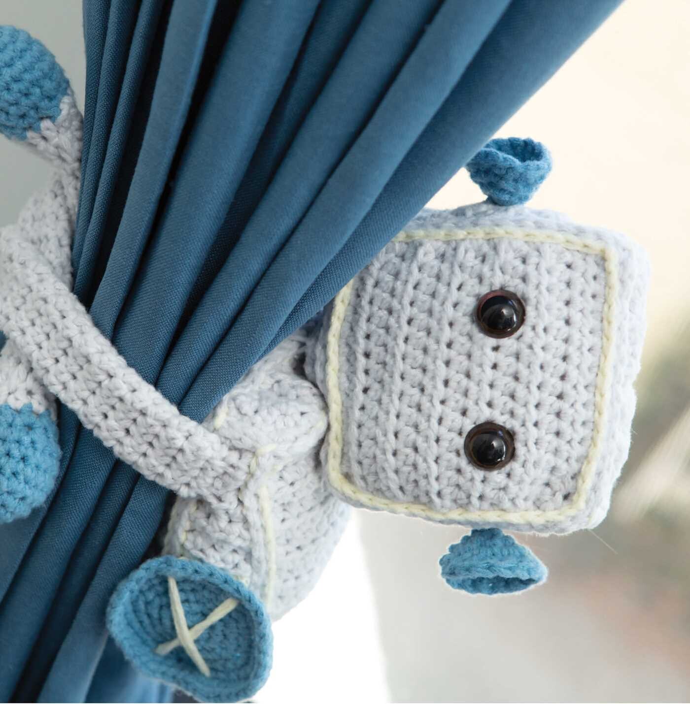 Huggable Tie Backs