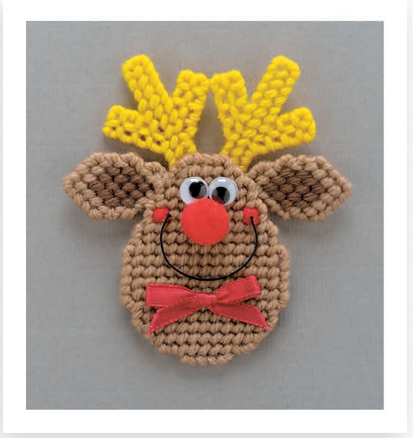 Magnet Board Creations in Plastic Canvas