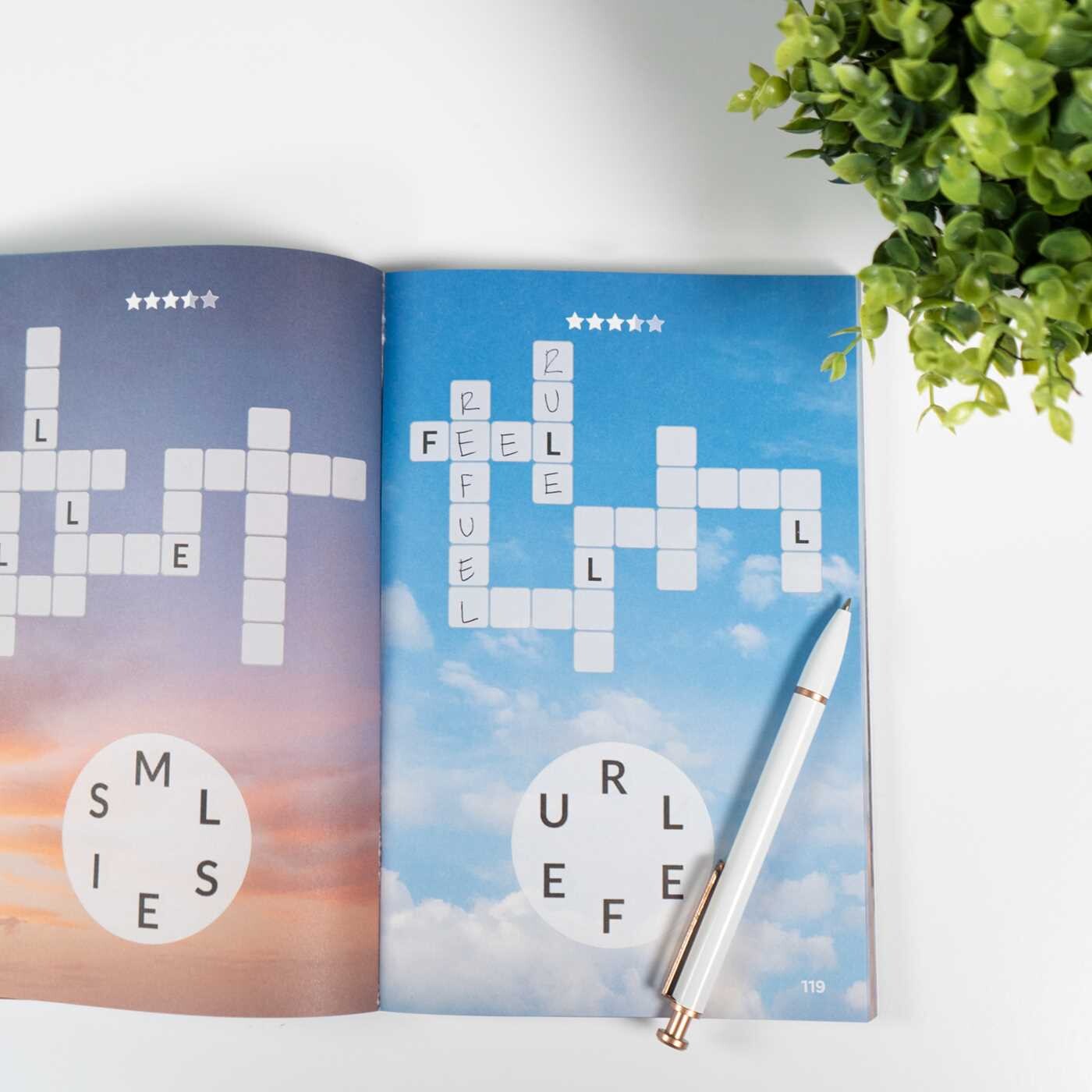 Official Wordscapes Puzzle Book Volume 1