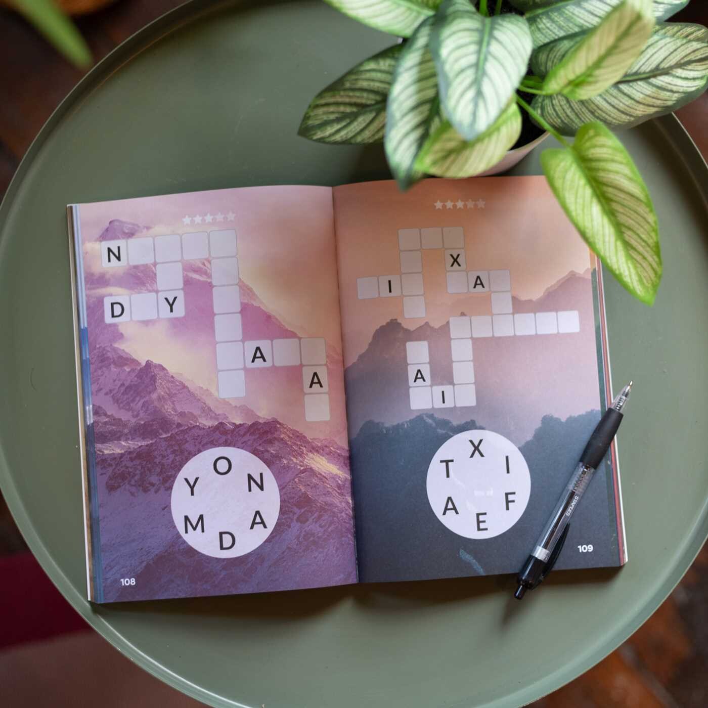 Official Wordscapes Puzzle Book Volume 2