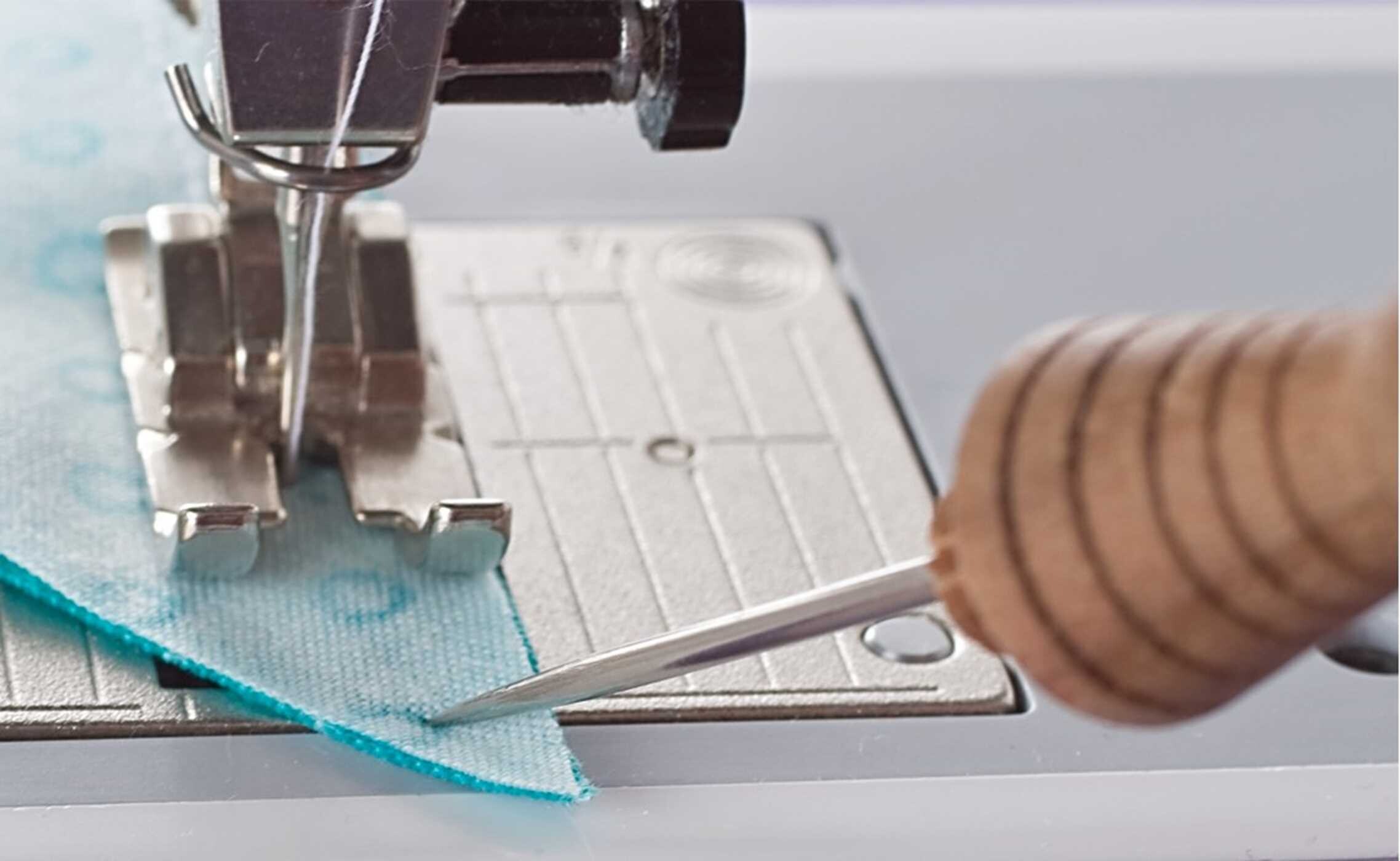 Alex Anderson's 4-in-1 Essential Sewing Tool