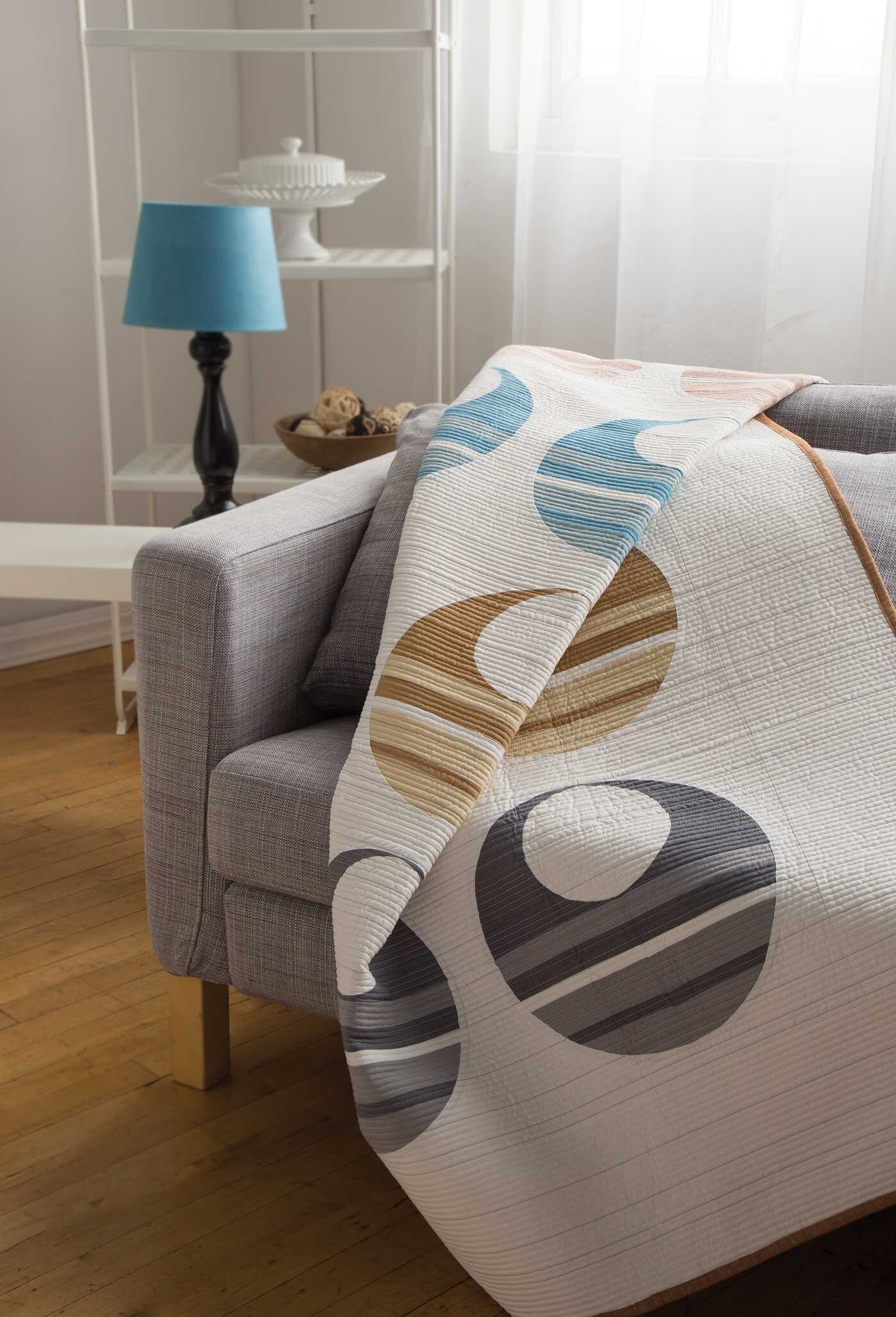 Quilt Modern Curves & Bold Stripes