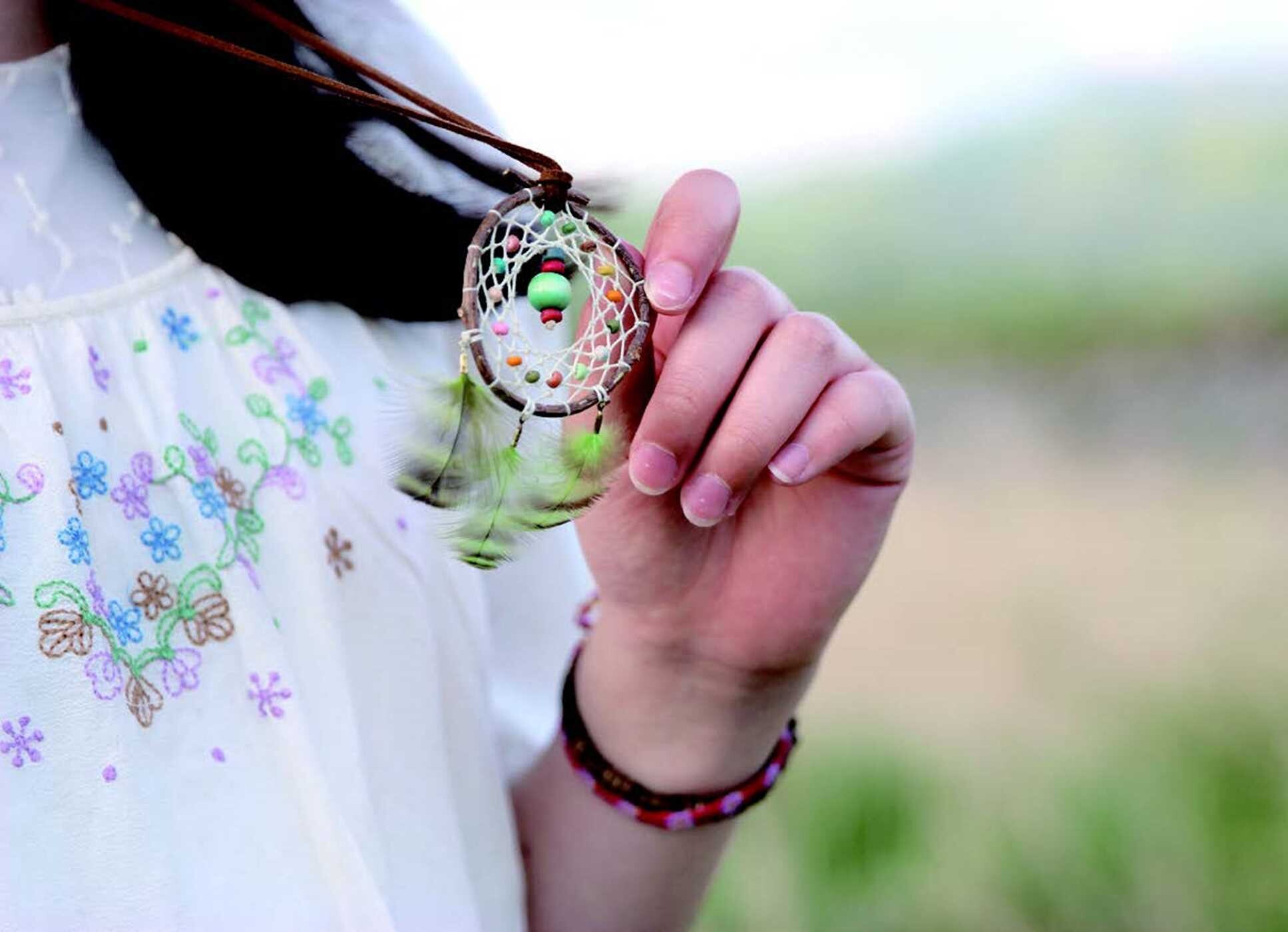 Create Dream Catchers