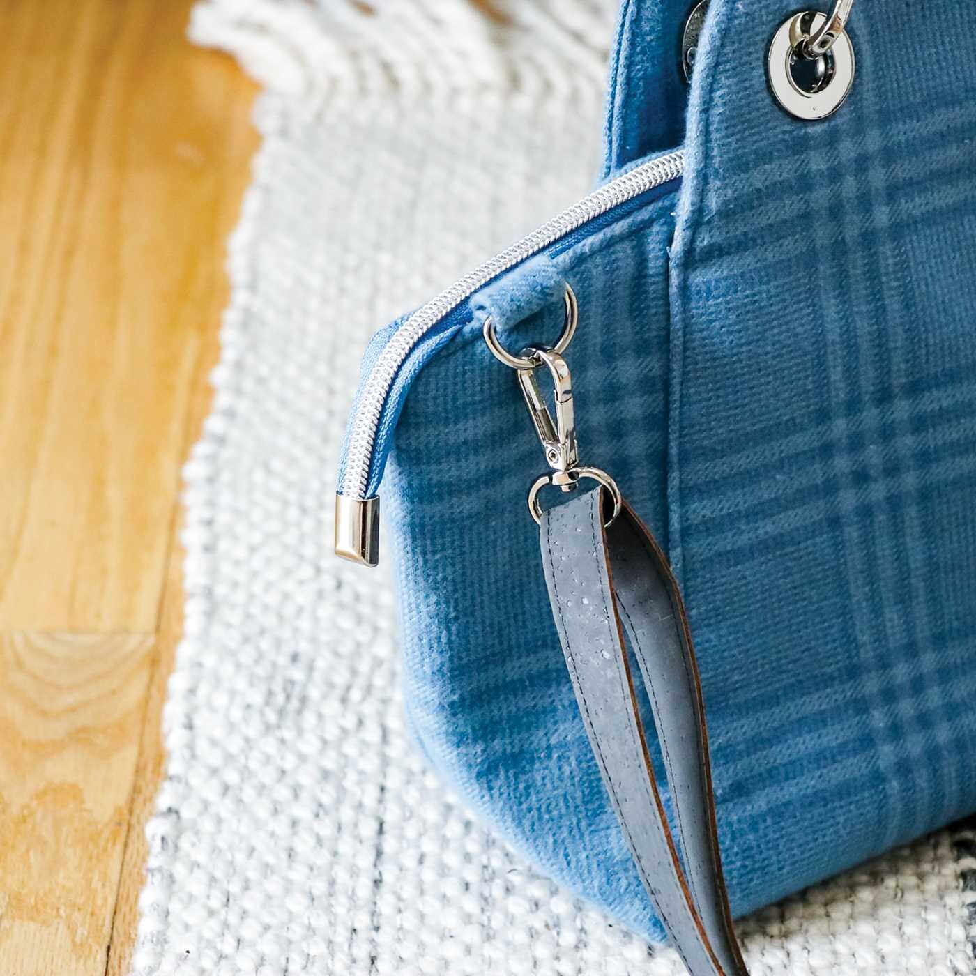 Making Bags, A Field Guide