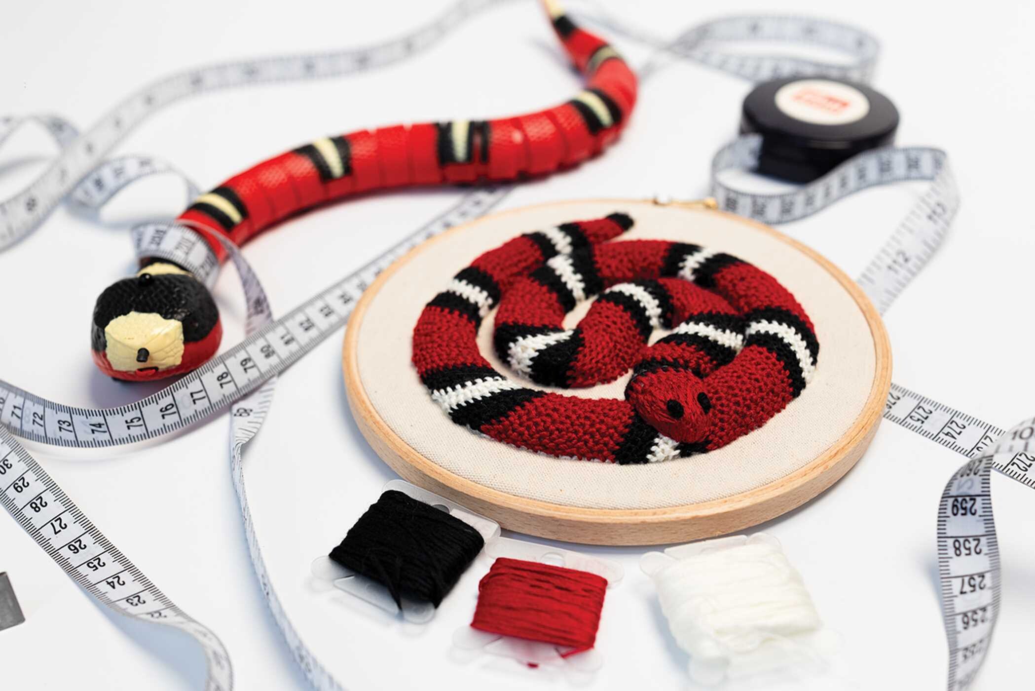 Modern Embroidery, A Field Guide