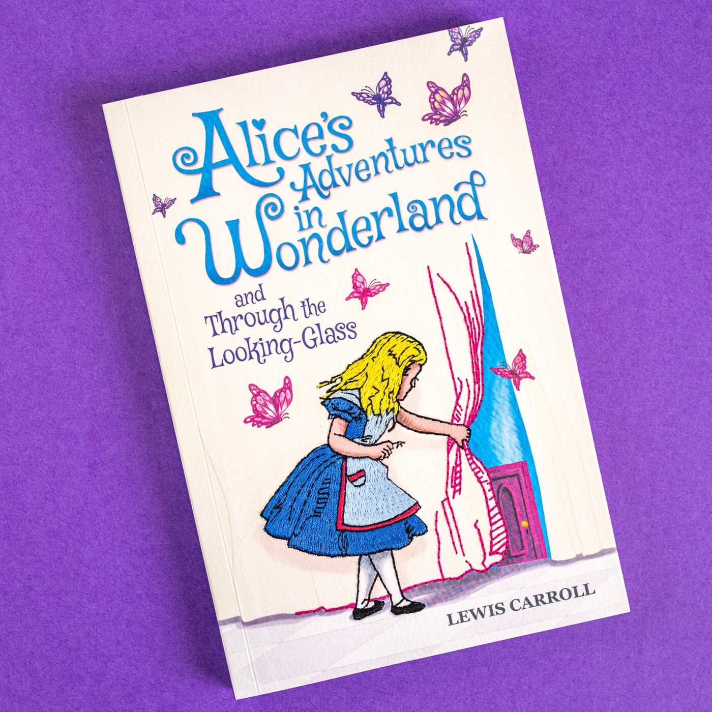 Alice's Adventures in Wonderland and Through the Looking-Glass (Keepsake Edition)