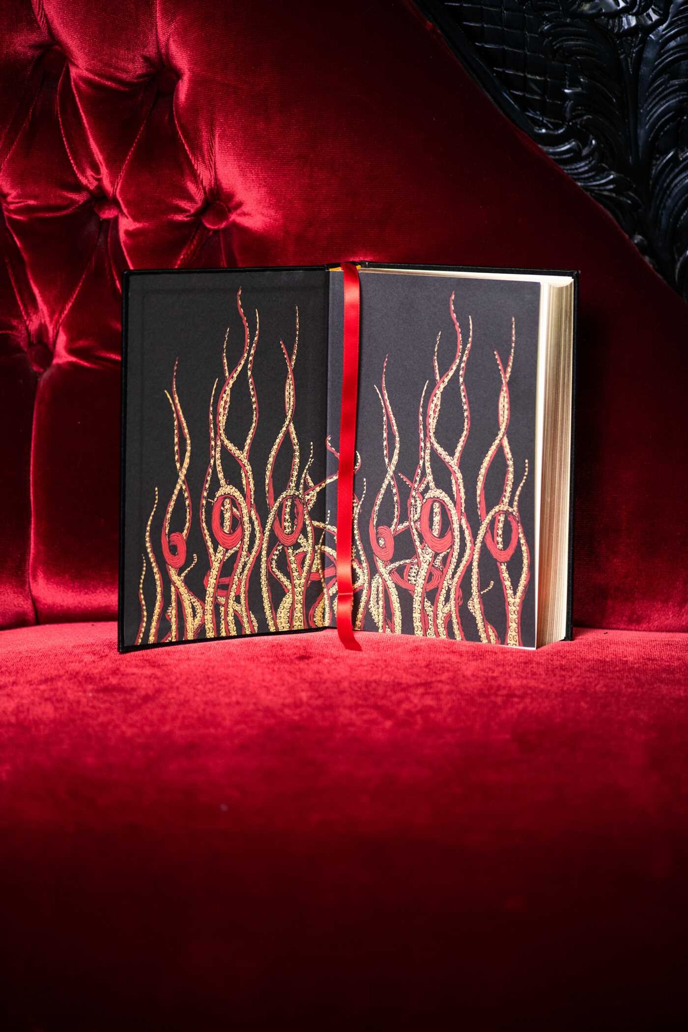 H. P. Lovecraft Tales of Horror (Deluxe Leatherbound Edition)