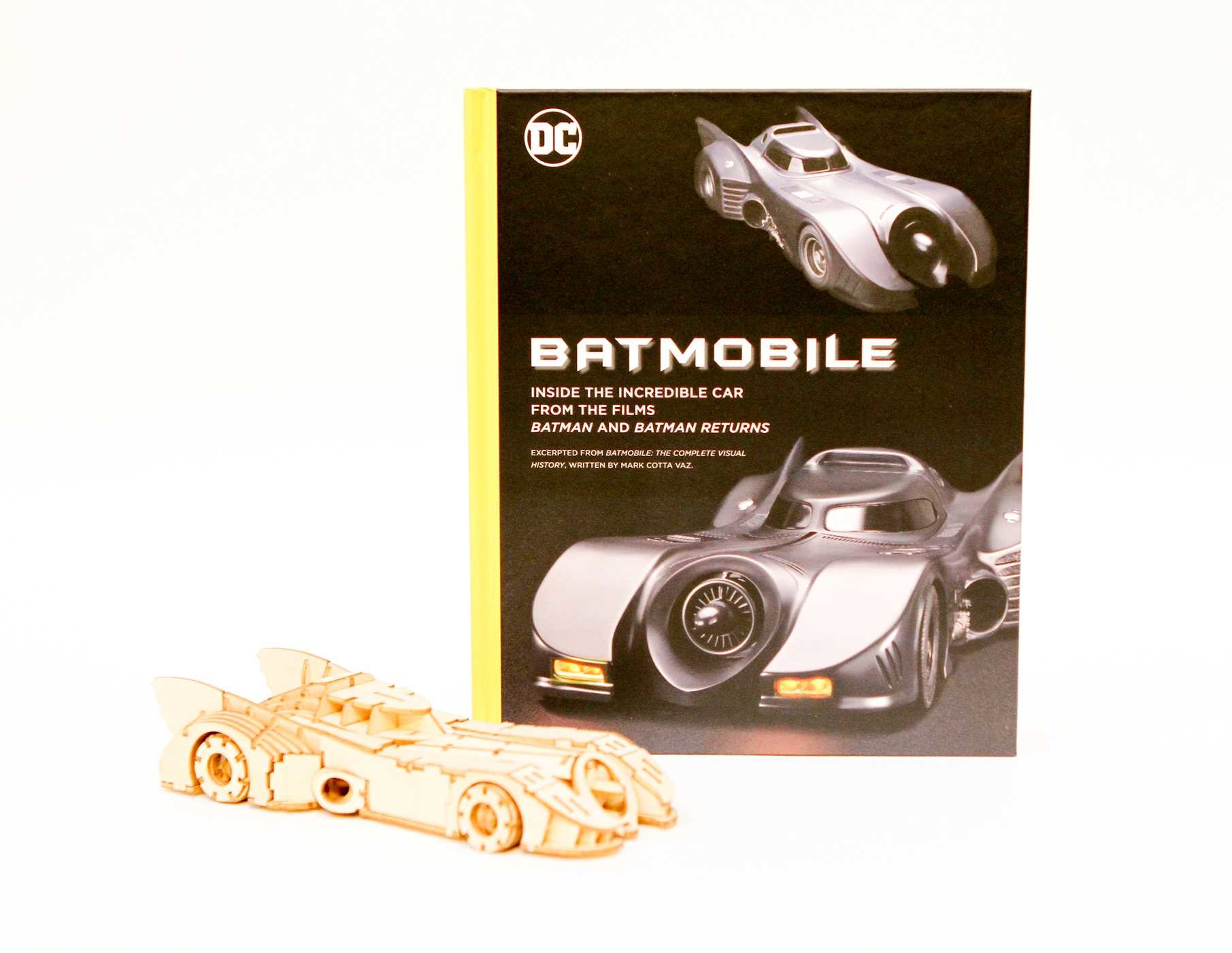IncrediBuilds: Batmobile Signature Series Book and Model Set