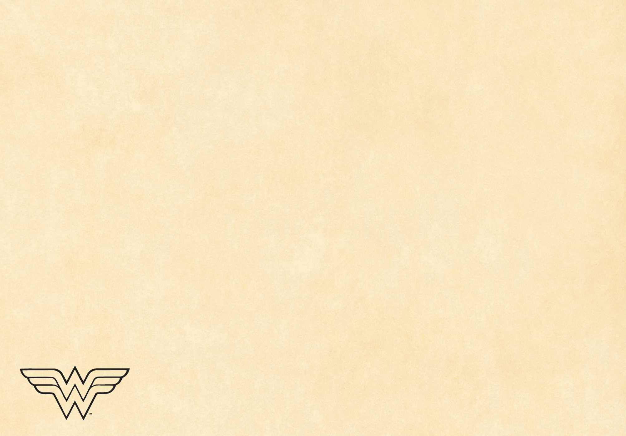 DC Comics: Wonder Woman Deluxe Stationery Set