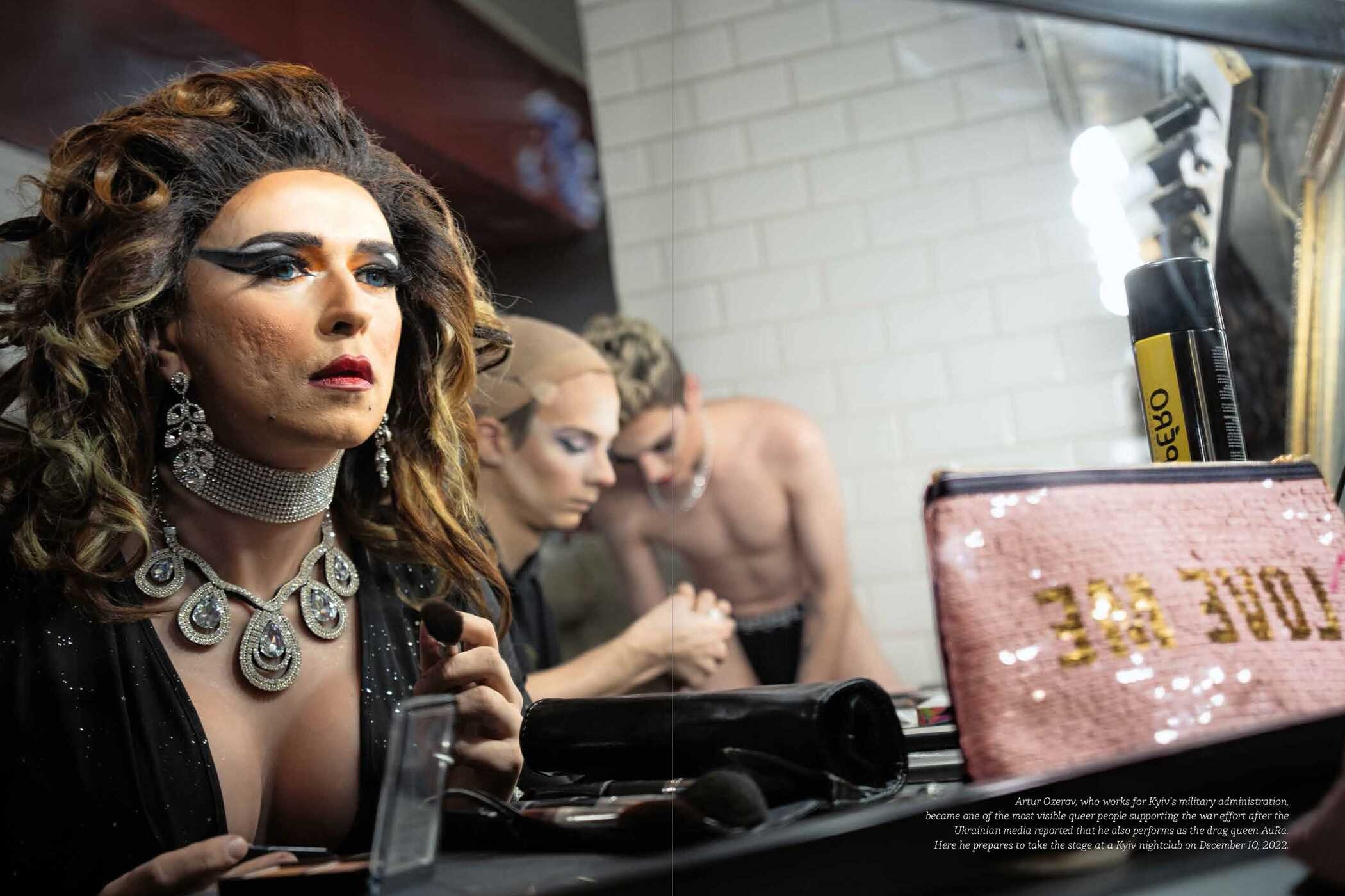Queer Face of War
