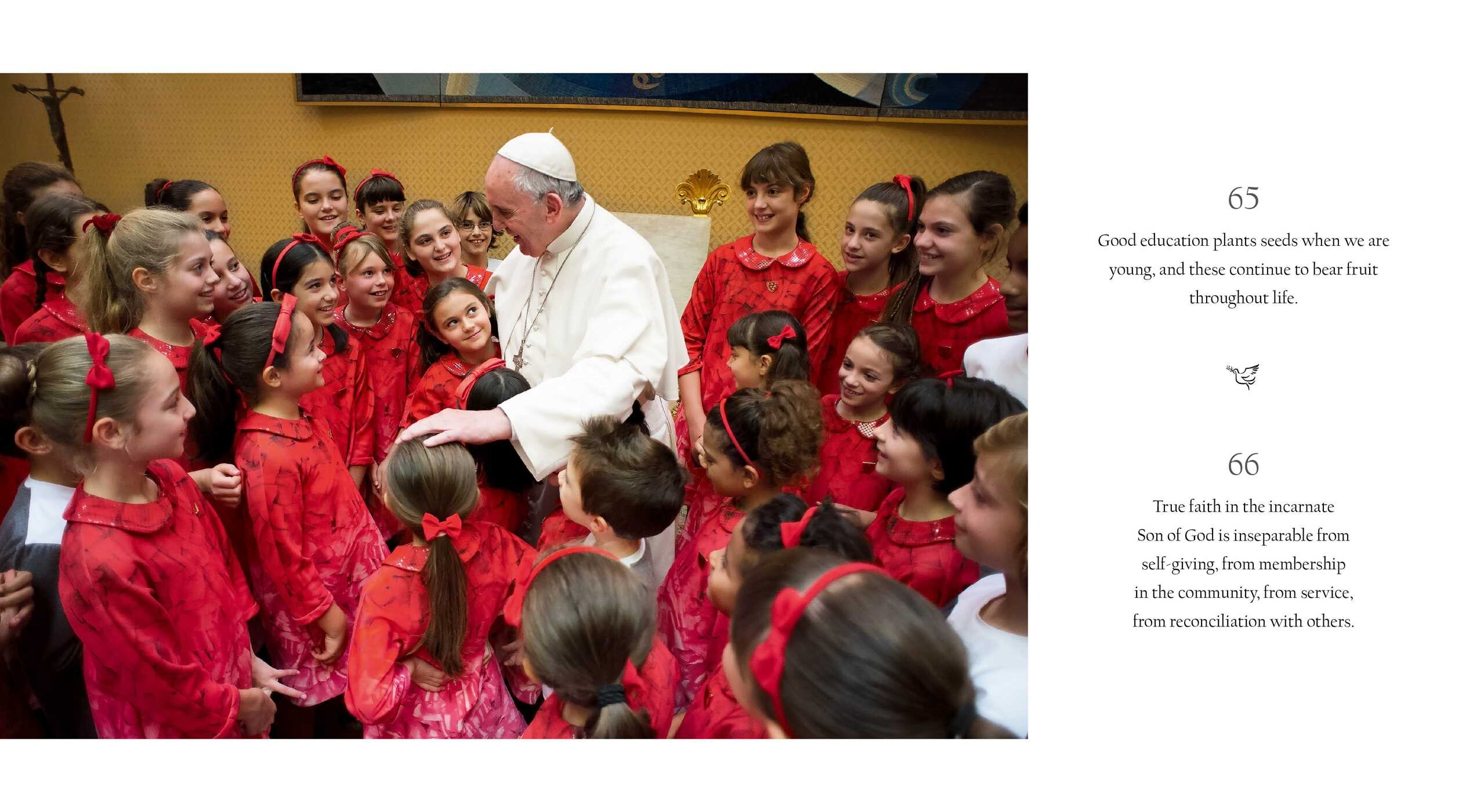 365 Inspirational Moments of Pope Francis