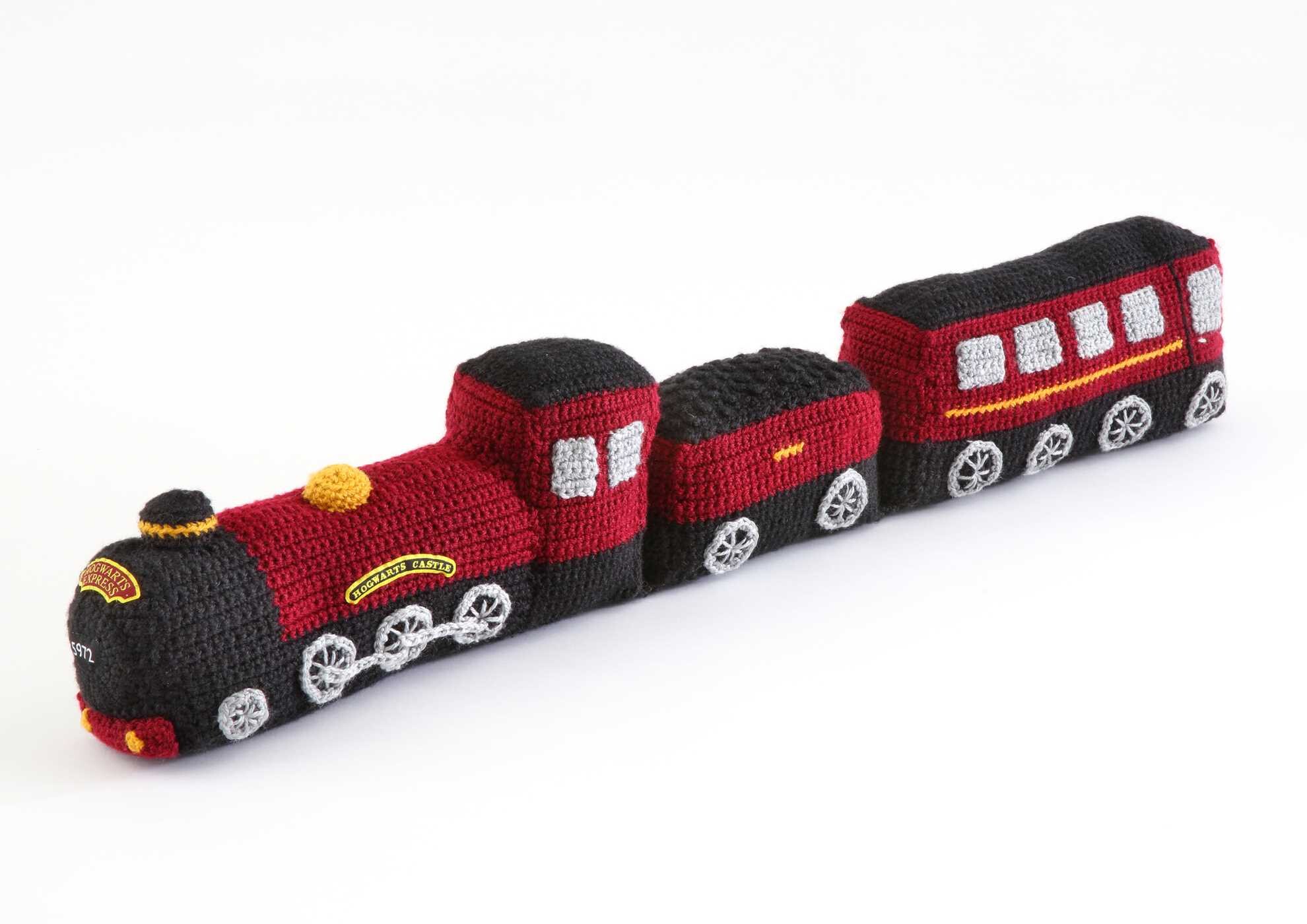 Harry Potter: Hogwarts Express Draft Stopper Crochet Kit