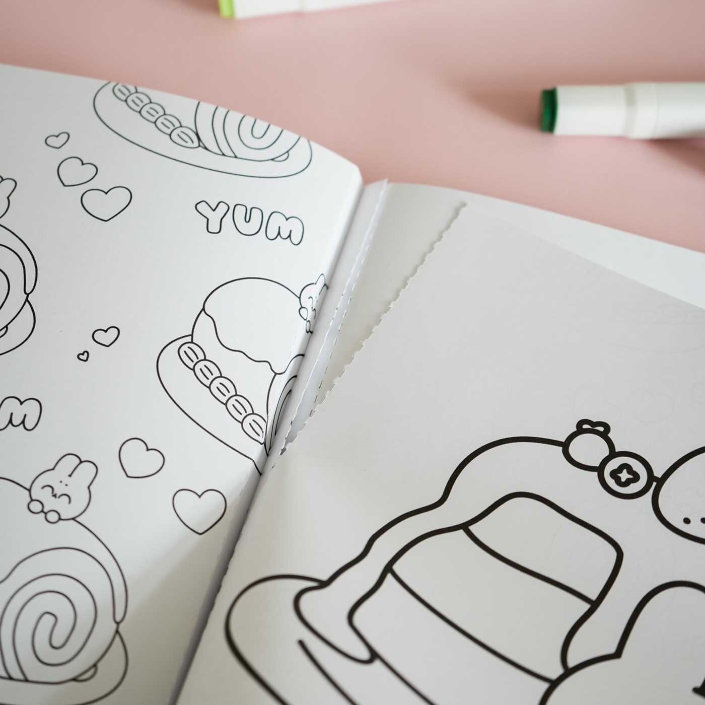 Pocket Peaches Sweet & Simple Coloring Book